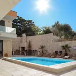 Kajgo-pag דירה