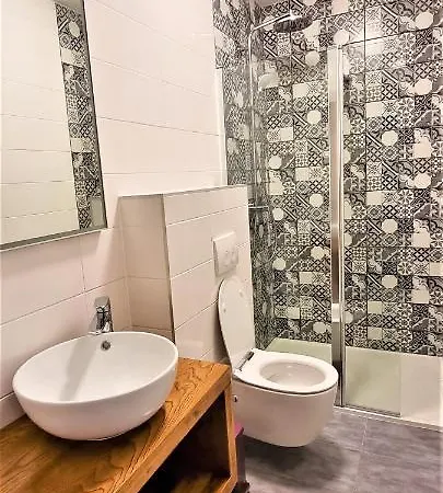 Kajgo-pag * Pag Town