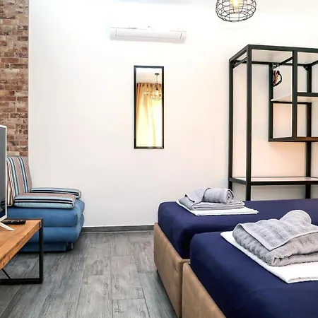 Kajgo-pag * Pag Town