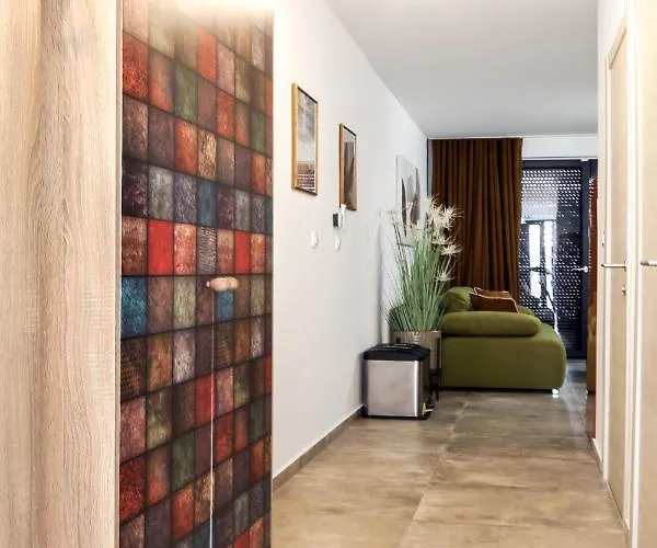 Kajgo-pag * Pag Town