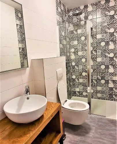 Kajgo-pag * Pag Town