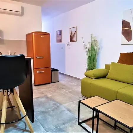 Kajgo-pag Apartment