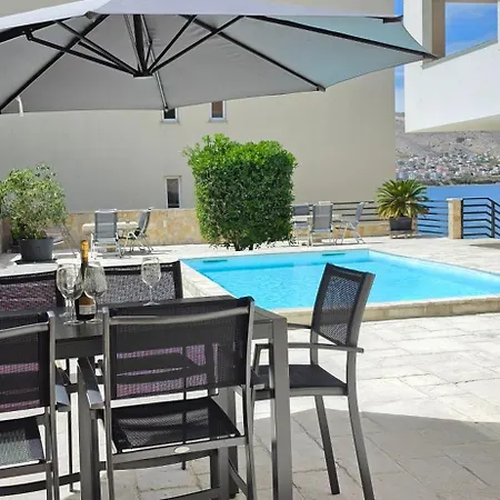Kajgo-pag Apartment *